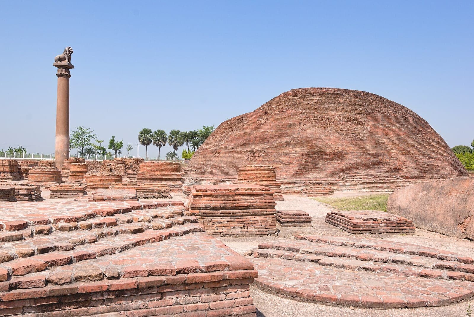 The Ashokan pillar and Ananda Stupa at Vaishali