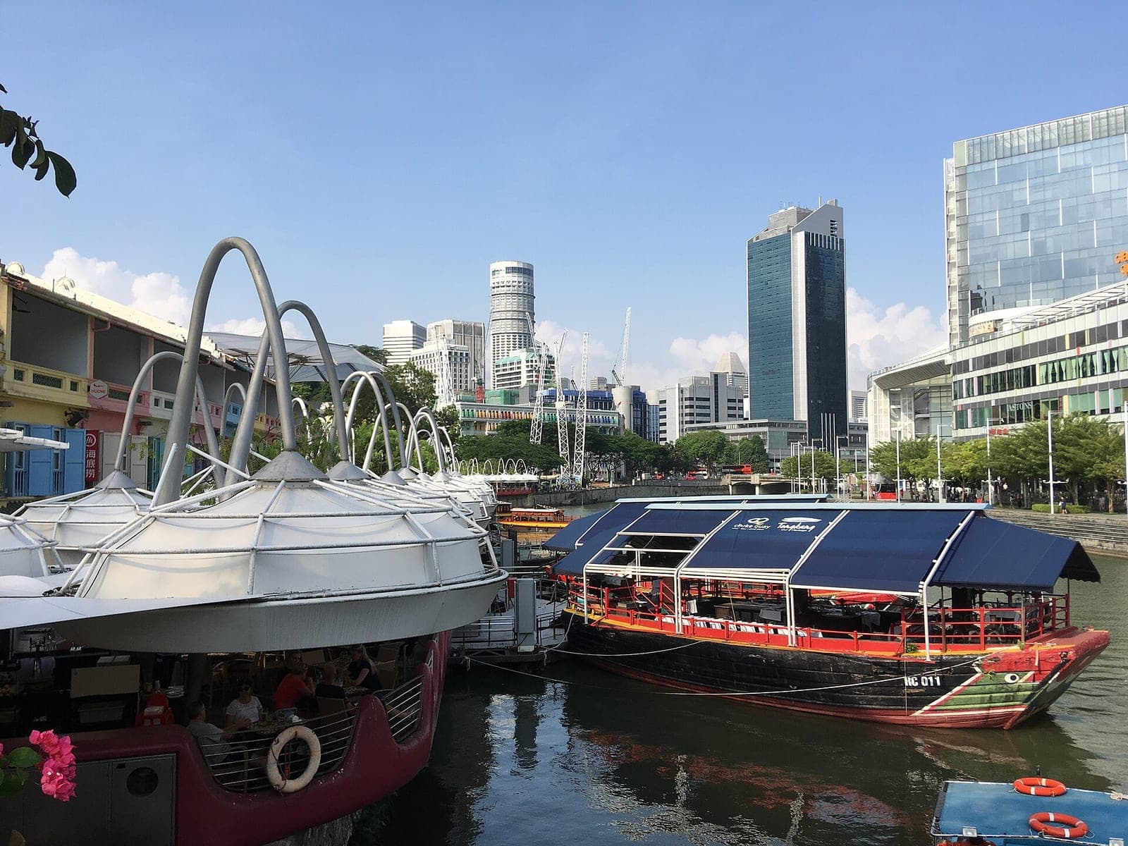 Boats beside Clarke Quay on the Singapore River