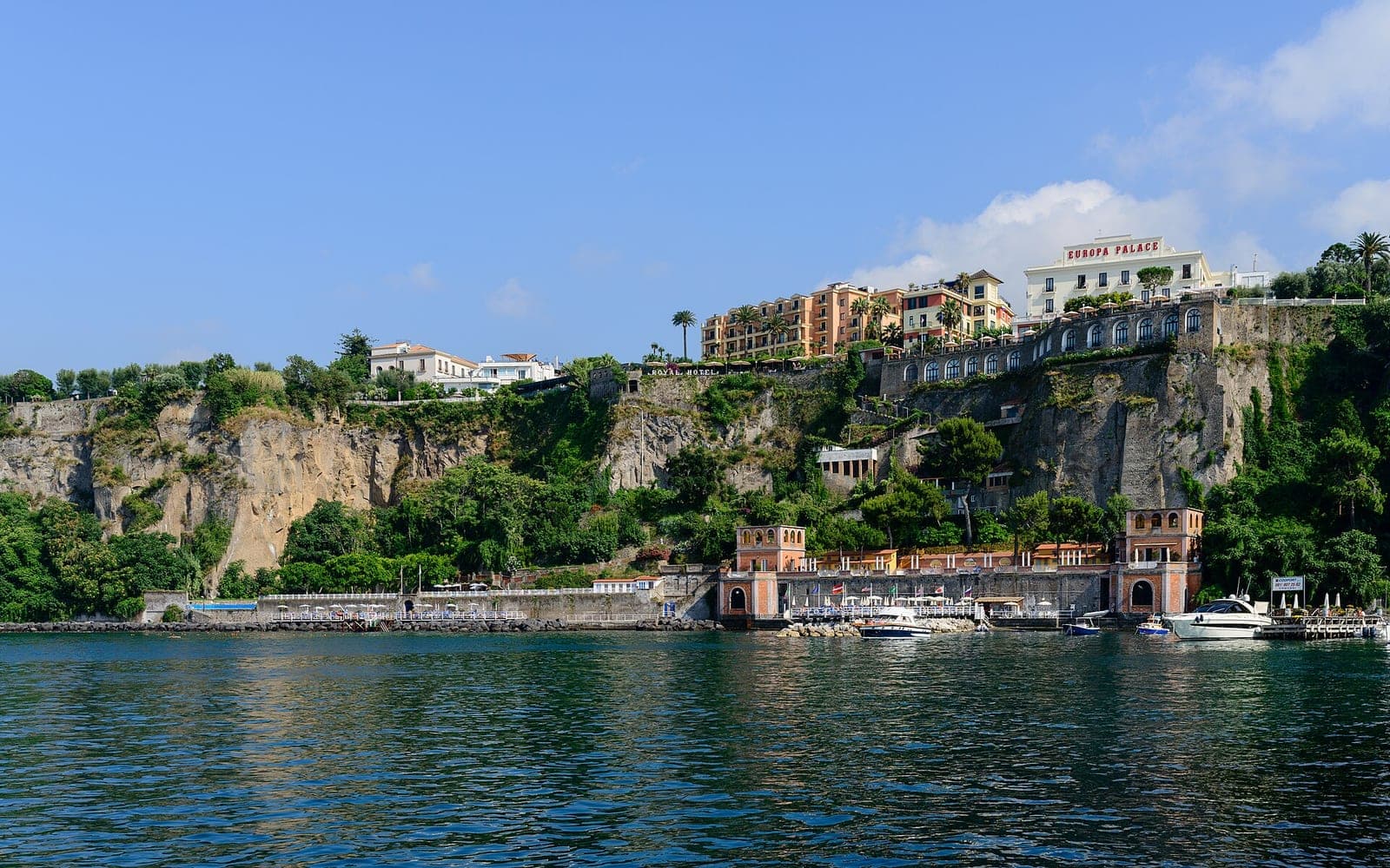 The waterfront cliffs of Sorrento