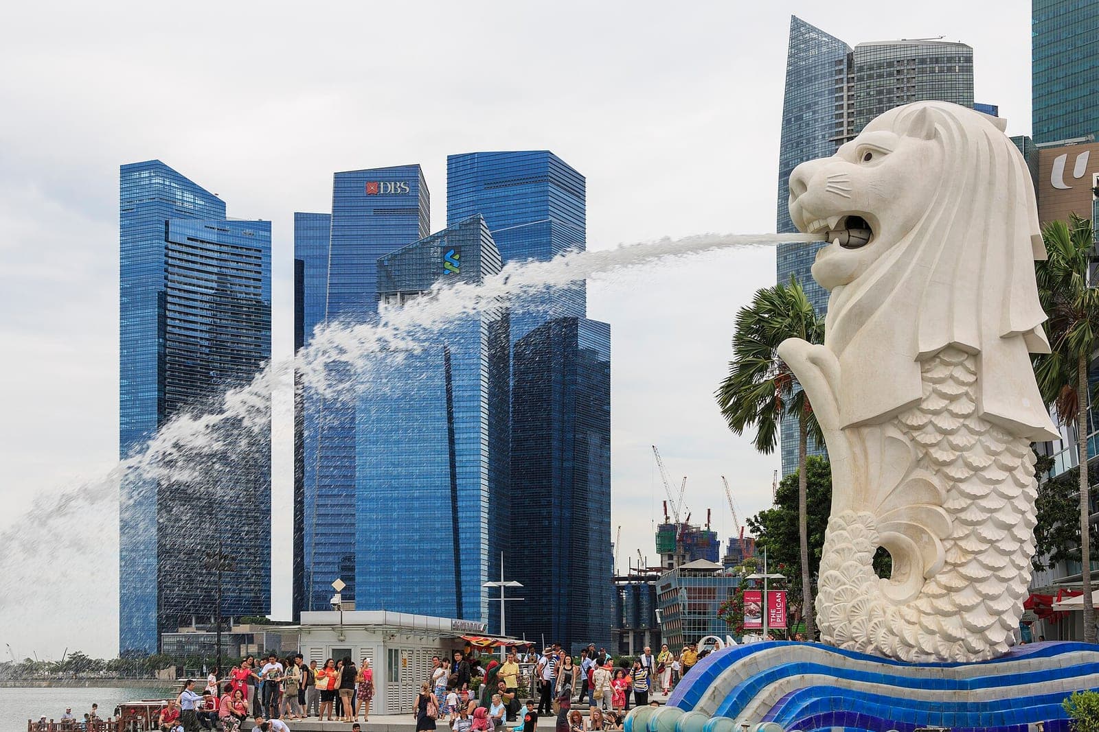 Singapore’s Merlion overlooking Marina Bay